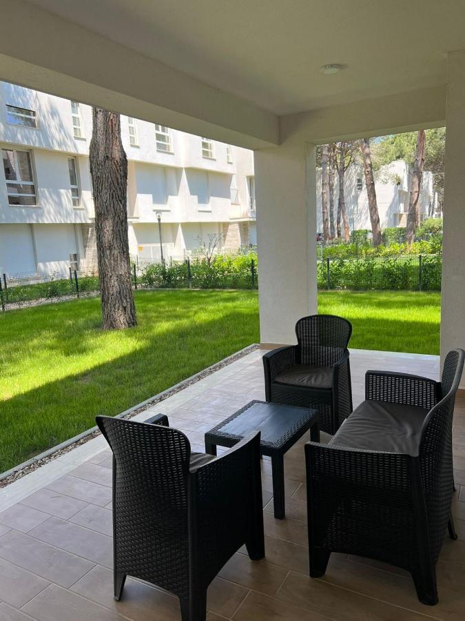 Pine Apartments At San Pietro Resort Durrës Exterior foto